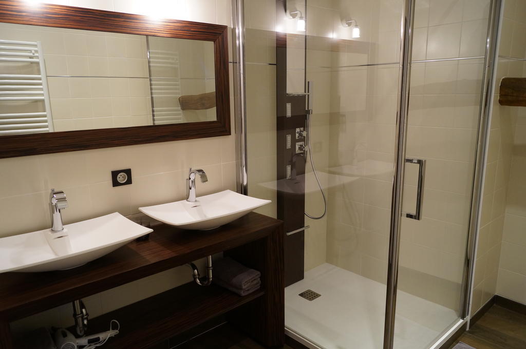Chambres D'Hotes La Leva Villette-dʼAnthon Cameră foto